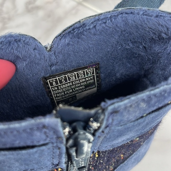 SKECHERS Bikers Lite Suede & Sweater Knit Ankle Boot Side Zipper Blue Sz 8 - Picture 3 of 9